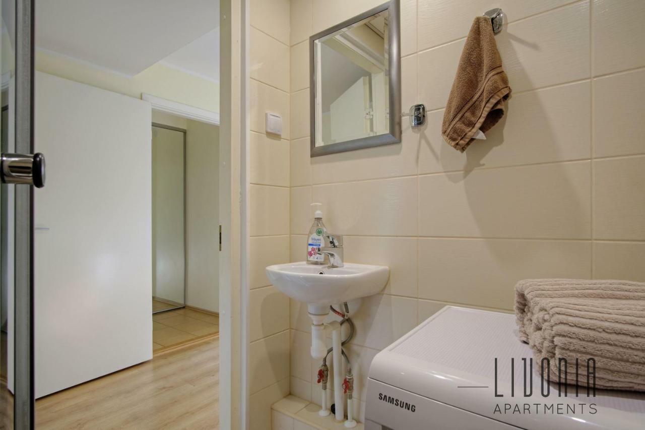 Sunny Studio With Parking, Self-Check-In & Wi-Fi Tallin Zewnętrze zdjęcie